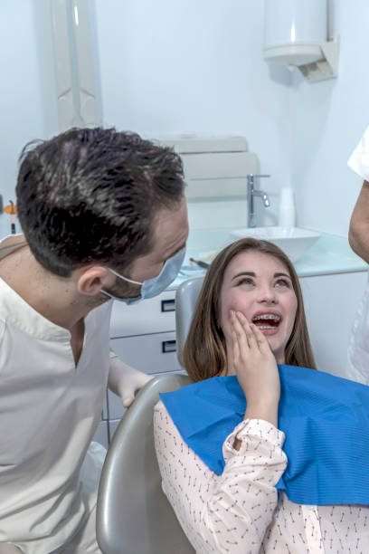  London, CA Emergency Dentist Pros